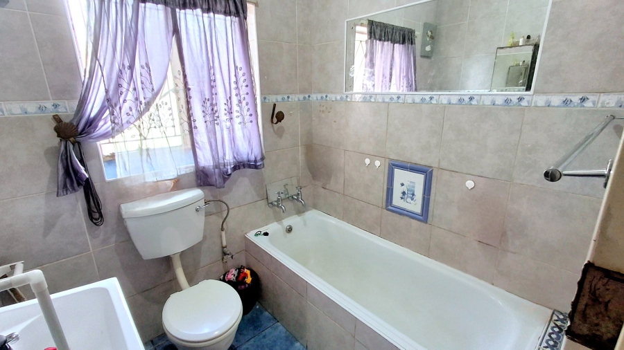 3 Bedroom Property for Sale in Sasolburg Ext 11 Free State
